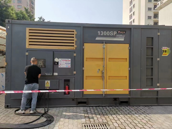 神木500KW发电机组冬季应该配多大的启动电瓶？